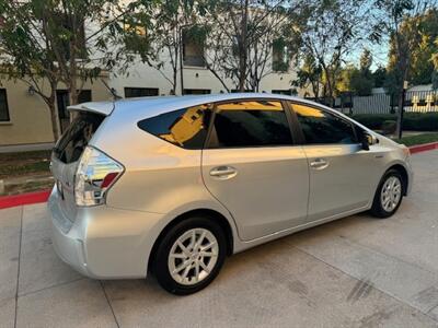 2013 Toyota Prius v Three   - Photo 4 - Pasadena, CA 91106