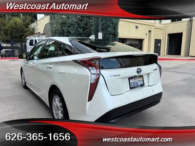 2017 Toyota Prius Two   - Photo 6 - Pasadena, CA 91106