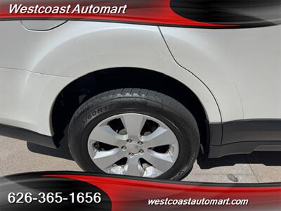 2010 Subaru Outback 2.5i Premium   - Photo 17 - Pasadena, CA 91106