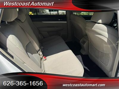 2010 Subaru Outback 2.5i Premium   - Photo 14 - Pasadena, CA 91106