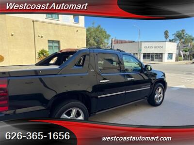 2011 Chevrolet Avalanche LTZ   - Photo 4 - Pasadena, CA 91106