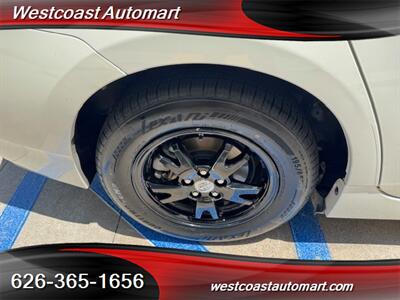 2014 Toyota Prius Two   - Photo 18 - Pasadena, CA 91106