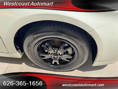2014 Toyota Prius Two   - Photo 17 - Pasadena, CA 91106