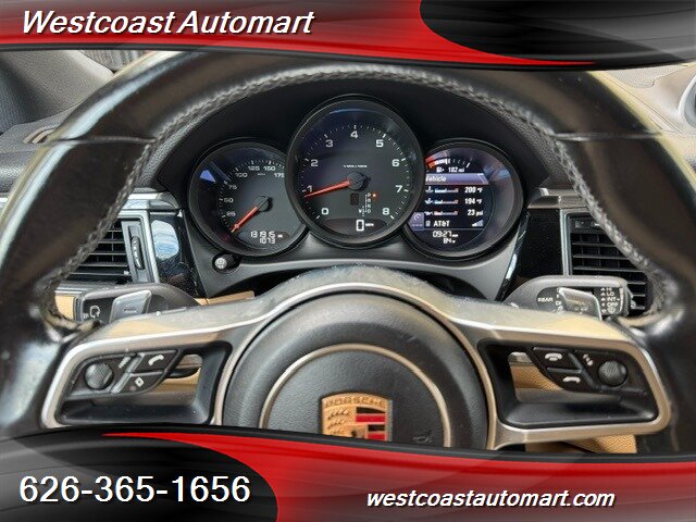2017 Porsche Macan Base - Photo 9
