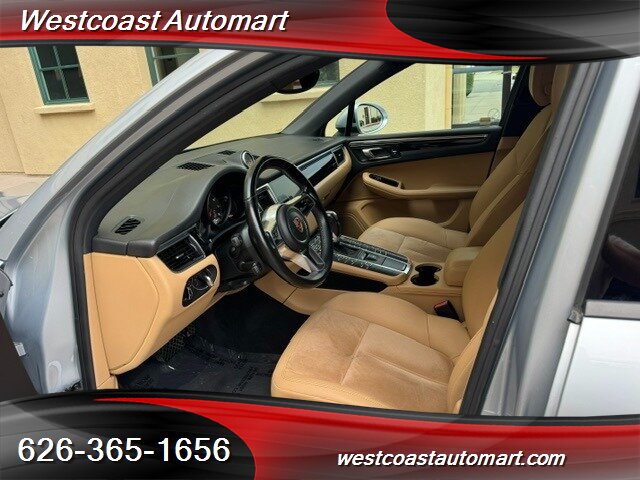 2017 Porsche Macan Base - Photo 11