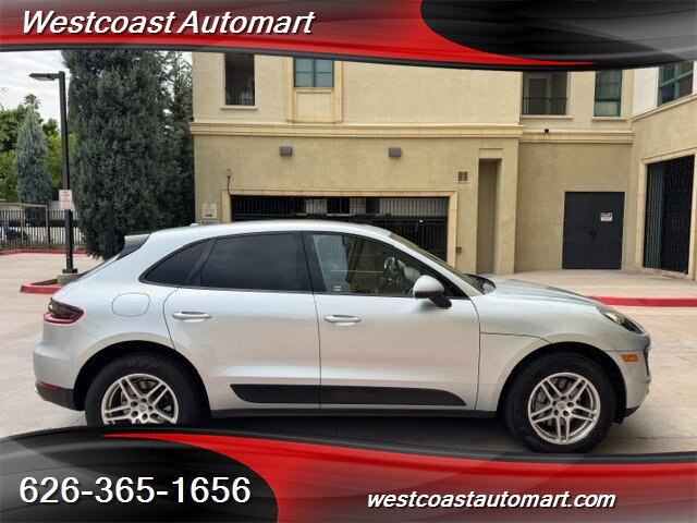 2017 Porsche Macan Base - Photo 7