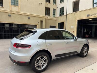 2017 Porsche Macan - Photo 4 - Pasadena, CA 91106
