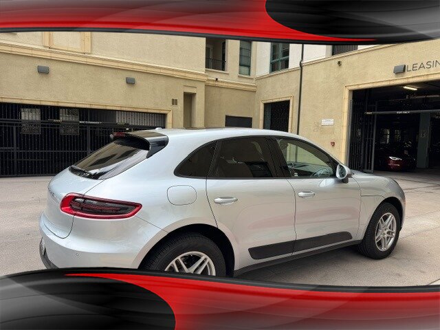 2017 Porsche Macan Base - Photo 4