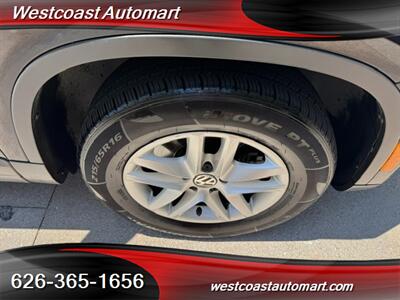 2011 Volkswagen Tiguan S - Photo 16 - Pasadena, CA 91106