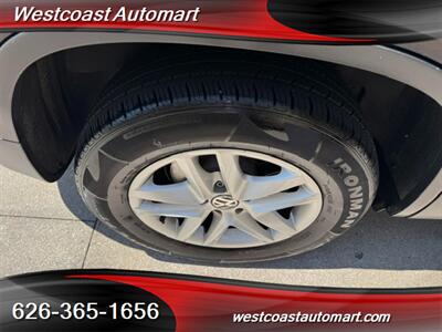 2011 Volkswagen Tiguan S - Photo 15 - Pasadena, CA 91106