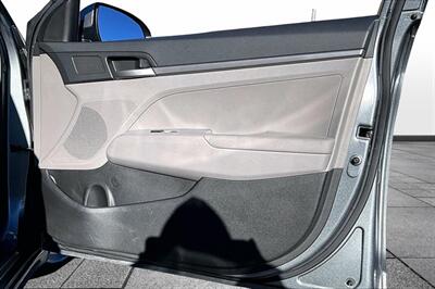 2017 Hyundai ELANTRA SE   - Photo 19 - Rock Springs, WY 82901