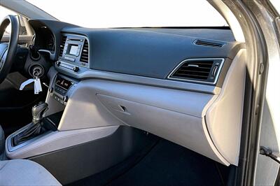 2017 Hyundai ELANTRA SE   - Photo 16 - Rock Springs, WY 82901