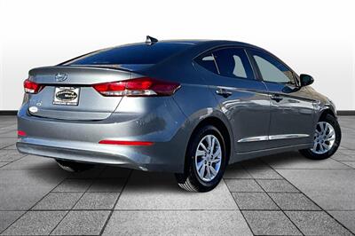 2017 Hyundai ELANTRA SE   - Photo 2 - Rock Springs, WY 82901