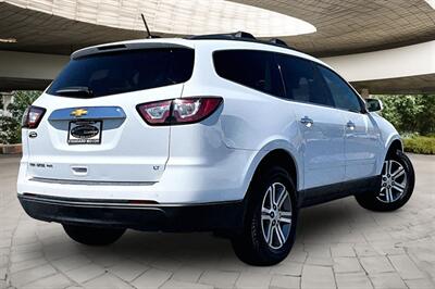 2017 Chevrolet Traverse LT - Photo 2 - Rock Springs, WY 82901
