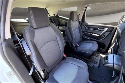 2017 Chevrolet Traverse LT - Photo 29 - Rock Springs, WY 82901