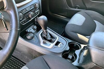 2018 Jeep Cherokee Latitude - Photo 14 - Rock Springs, WY 82901