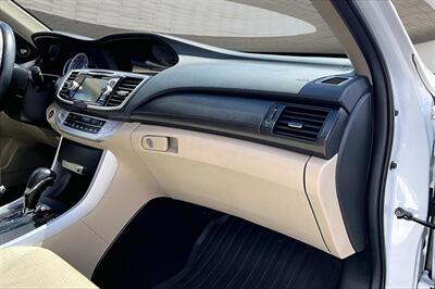 2014 Honda Accord EX-L   - Photo 16 - Rock Springs, WY 82901