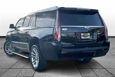 2020 Cadillac Escalade ESV Premium Luxury - Photo 12 - Rock Springs, WY 82901
