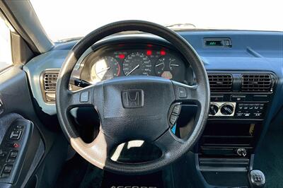 1993 Honda Accord LX   - Photo 5 - Rock Springs, WY 82901