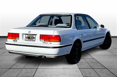 1993 Honda Accord LX   - Photo 2 - Rock Springs, WY 82901