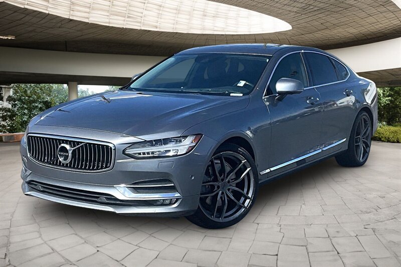 2017 Volvo S90 T6 Inscription AWD's photo