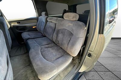 2001 Chevrolet Suburban 1500   - Photo 28 - Rock Springs, WY 82901