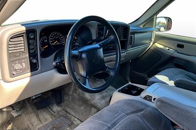 2001 Chevrolet Suburban 1500   - Photo 13 - Rock Springs, WY 82901