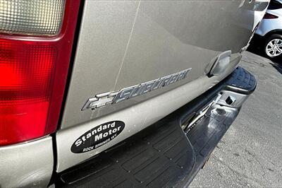 2001 Chevrolet Suburban 1500   - Photo 34 - Rock Springs, WY 82901