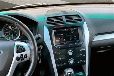 2013 Ford Explorer XLT   - Photo 6 - Rock Springs, WY 82901
