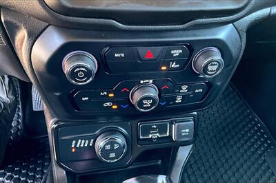 2021 Jeep Renegade Trailhawk   - Photo 24 - Rock Springs, WY 82901