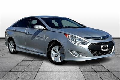 2013 Hyundai SONATA Hybrid Limited   - Photo 11 - Rock Springs, WY 82901