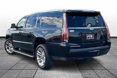 2020 Cadillac Escalade ESV Premium Luxury   - Photo 12 - Rock Springs, WY 82901