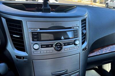 2011 Subaru Legacy 2.5i Limited   - Photo 23 - Rock Springs, WY 82901