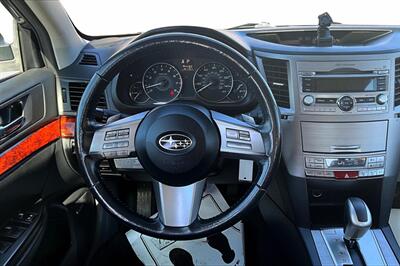 2011 Subaru Legacy 2.5i Limited   - Photo 5 - Rock Springs, WY 82901