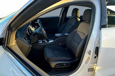 2018 Chevrolet Malibu LT   - Photo 27 - Rock Springs, WY 82901