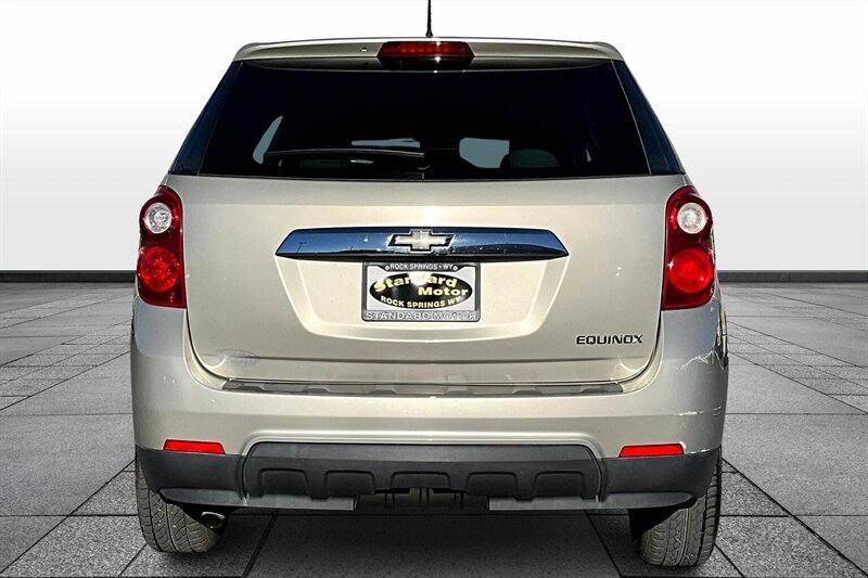 2013 Chevrolet Equinox LS photo 4
