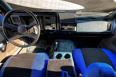 1992 Chevrolet Blazer Sport   - Photo 11 - Rock Springs, WY 82901