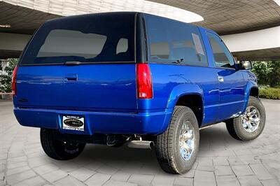 1992 Chevrolet Blazer Sport   - Photo 2 - Rock Springs, WY 82901