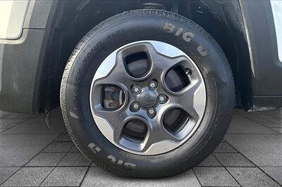 2016 Jeep Renegade Sport   - Photo 8 - Rock Springs, WY 82901