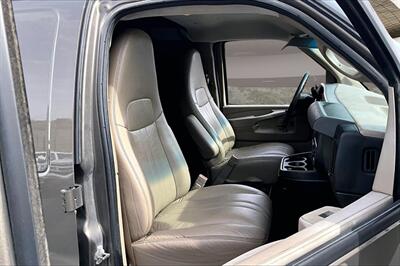 2015 Chevrolet Express 2500   - Photo 7 - Rock Springs, WY 82901