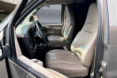 2015 Chevrolet Express 2500   - Photo 26 - Rock Springs, WY 82901