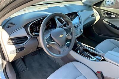2025 Chevrolet Malibu LT - Photo 13 - Rock Springs, WY 82901