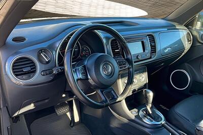 2012 Volkswagen Beetle 2.5L PZEV   - Photo 13 - Rock Springs, WY 82901