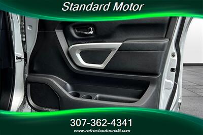 2017 Nissan Titan PRO-4X   - Photo 19 - Rock Springs, WY 82901
