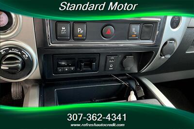 2017 Nissan Titan PRO-4X   - Photo 25 - Rock Springs, WY 82901