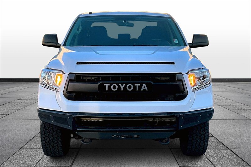 2014 Toyota Tundra SR5 photo 2