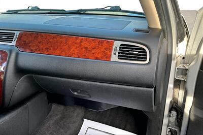 2011 Chevrolet Tahoe LT   - Photo 16 - Rock Springs, WY 82901