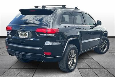 2016 Jeep Grand Cherokee Limited 75th Anniversary   - Photo 2 - Rock Springs, WY 82901