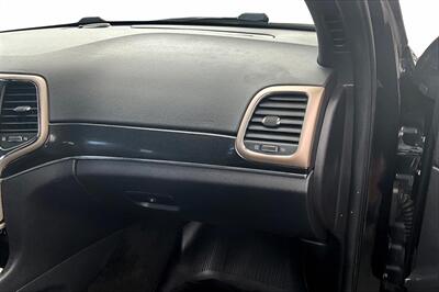 2016 Jeep Grand Cherokee Limited 75th Anniversary   - Photo 16 - Rock Springs, WY 82901