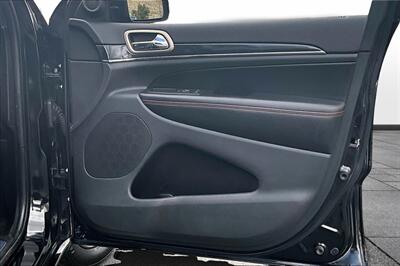 2016 Jeep Grand Cherokee Limited 75th Anniversary   - Photo 19 - Rock Springs, WY 82901